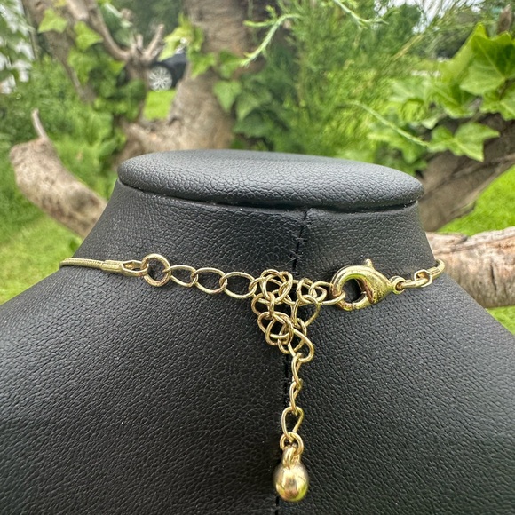 Gold and Red Teardrop Necklace - Picture 4 of 5